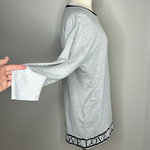 Soho sweatshirt dress LOVE graphic repeats along hem Size Large - Picture 8 of 14